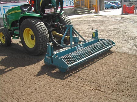 Finition du terrain avant semis