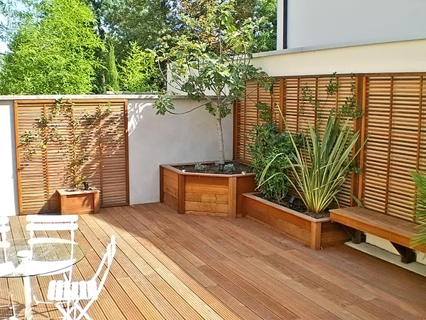 Am&eacute;nagement et claustra en bois